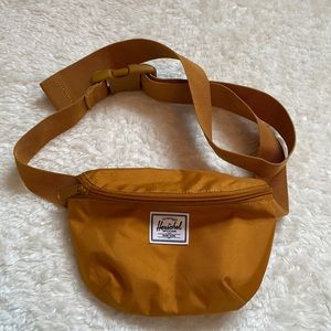 Herschel side bag